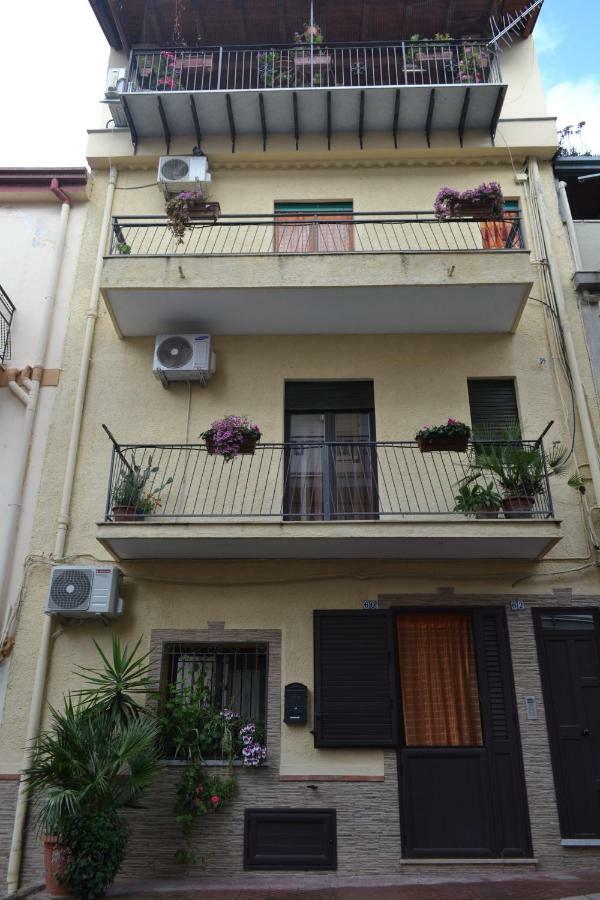 B&B Jolly House Bolognetta Exterior photo